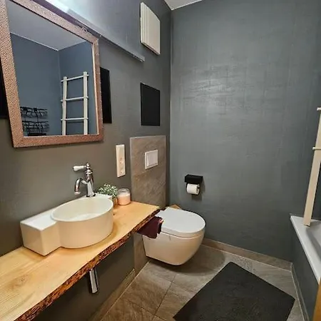 Appartment Wohnung Mit Weinbergblick 拉德博伊尔
